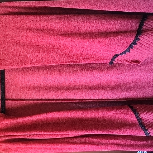 Cardigan - Picture 3 of 5